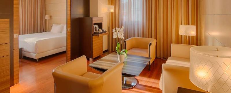 Nh Linate Hotel Peschiera Borromeo Bagian luar foto